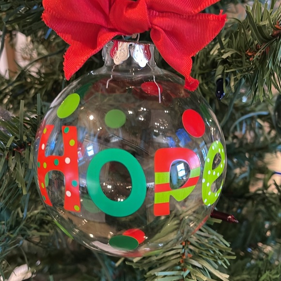 🎄HOPE🎄GLASS ORNAMENT W/ BOW AND HANGER GREEN/RED POLKA DOTS LARGE NWT - Picture 2 of 8
